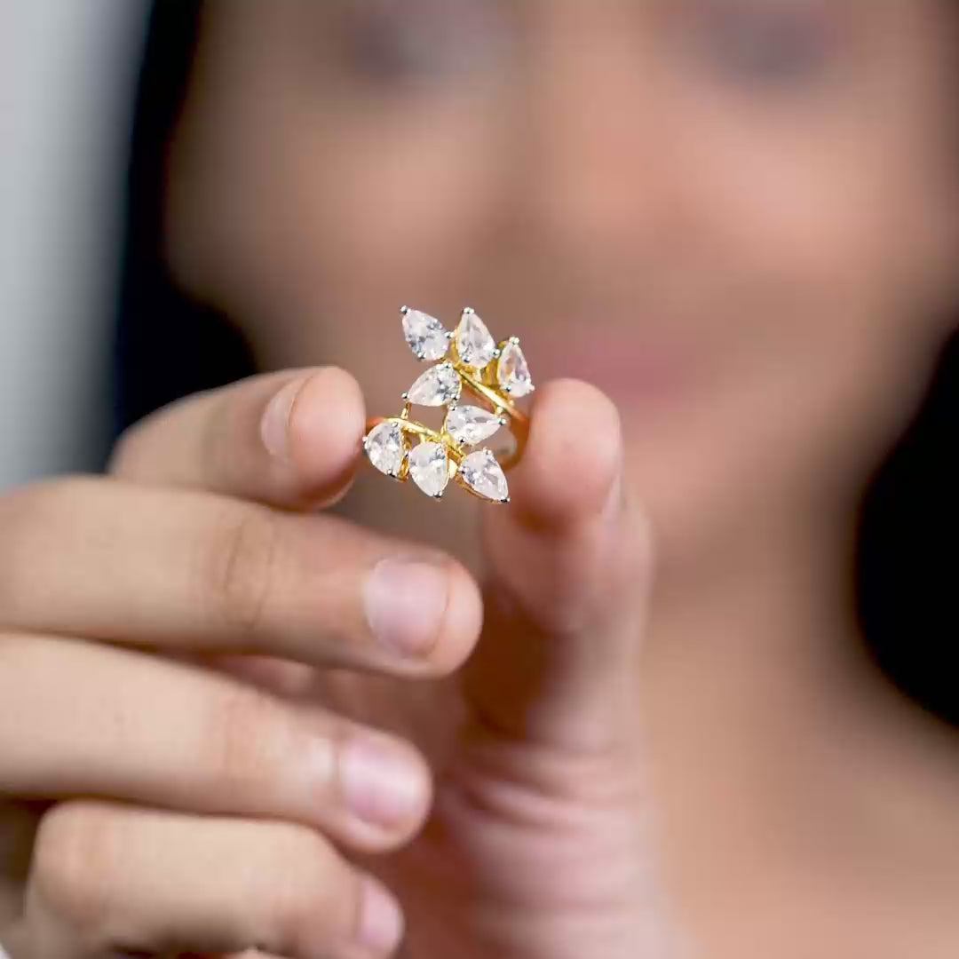 Leaf Cluster Ring