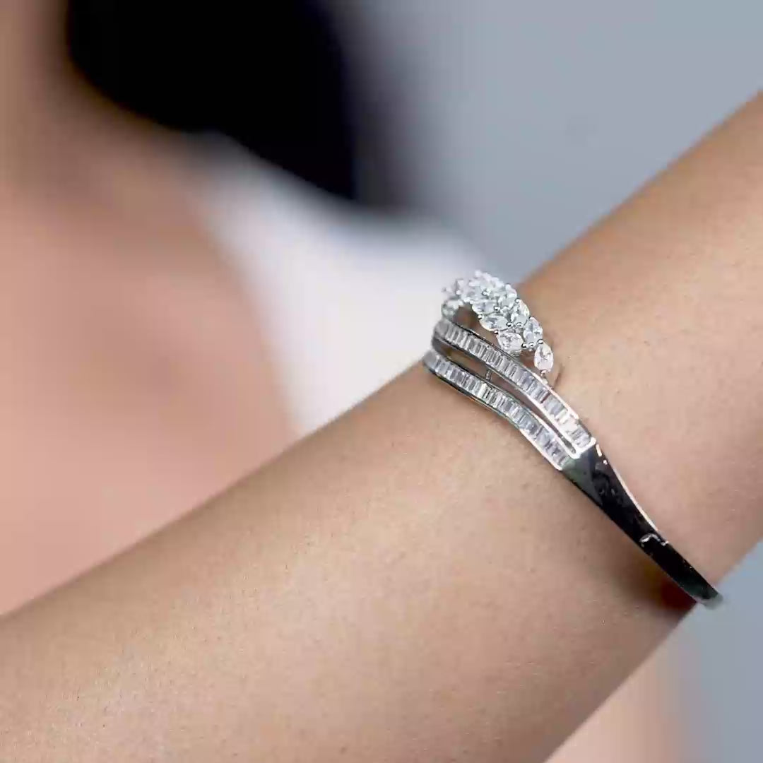 Cross-Over Design Silver Bangle