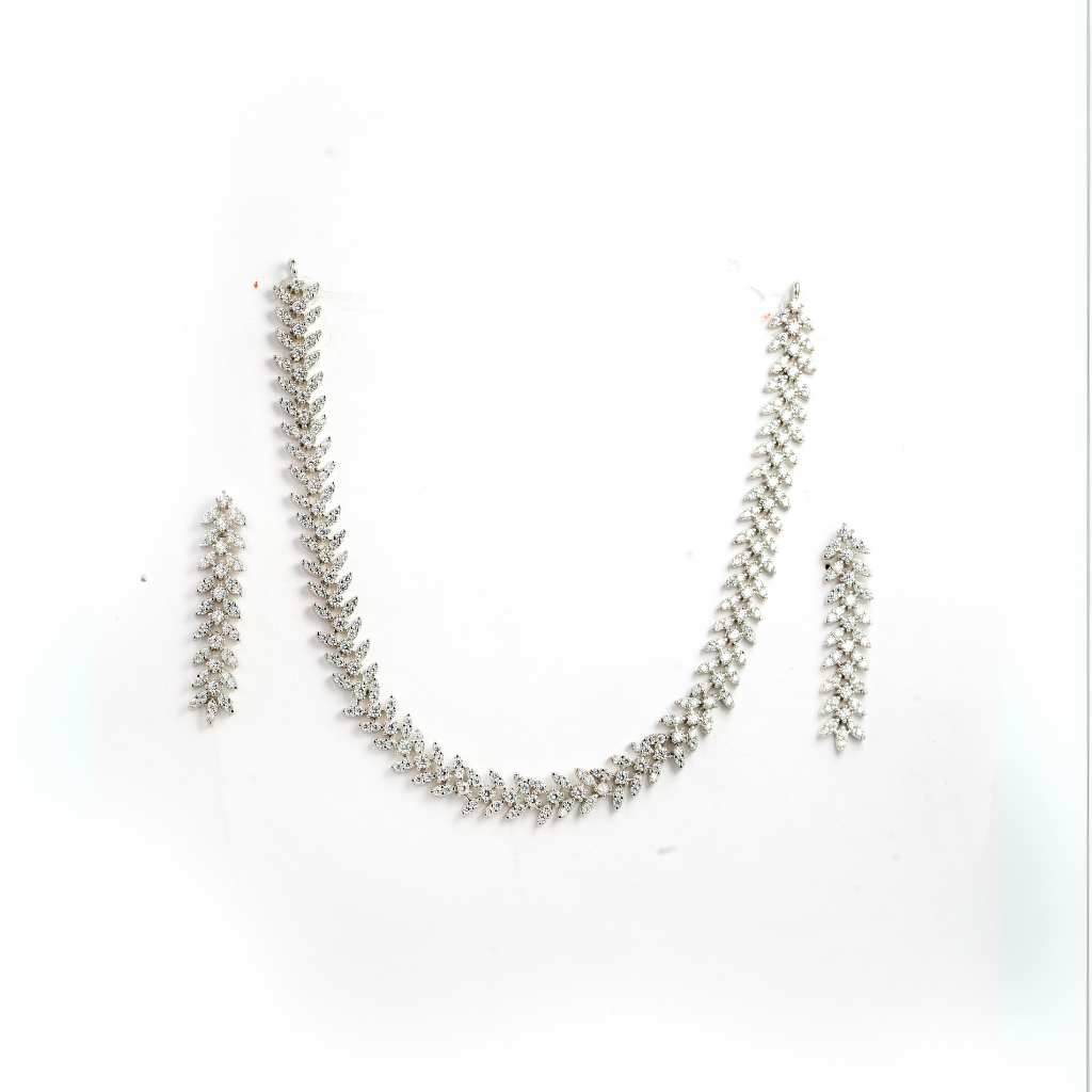 Silverleaf Ivy Necklace Set