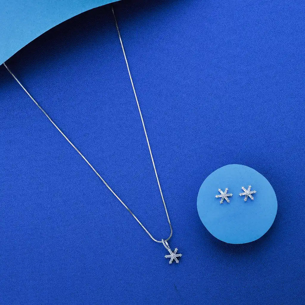 Starflake Minimal Zirconia Pendant Set