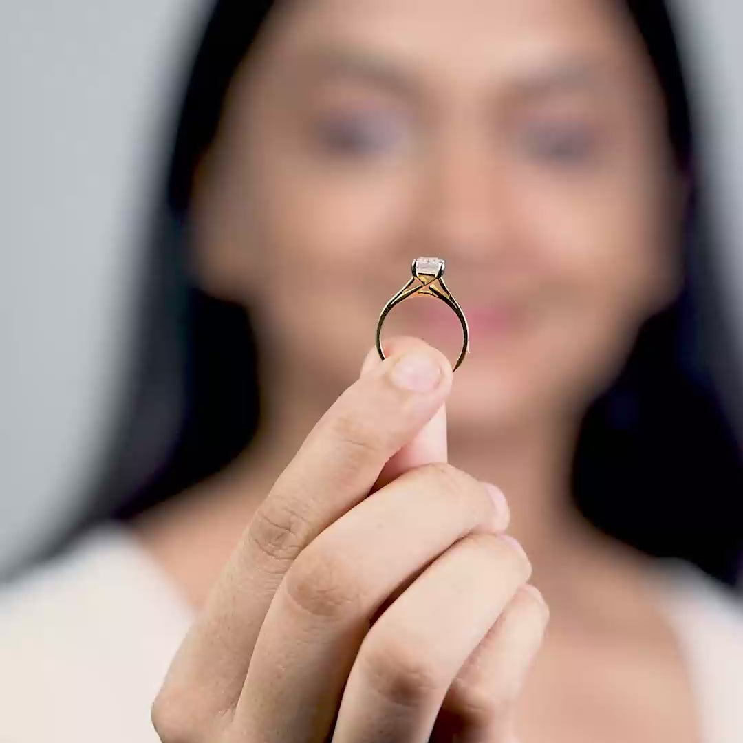 Classic Sapphire Ring